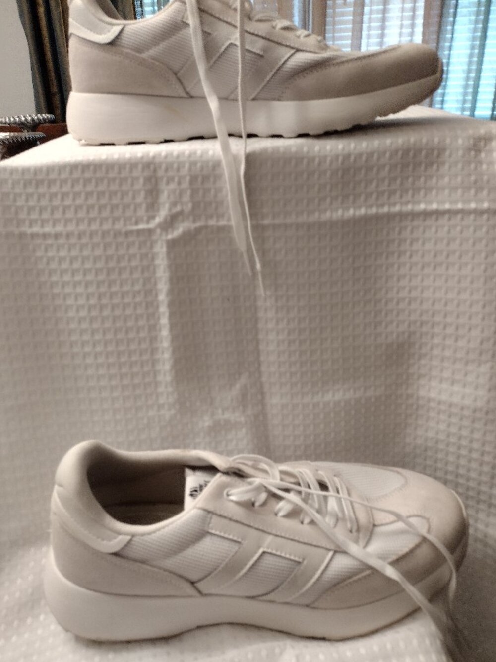 Sneakers LE TIGRE 1977 LEATHER AND TEXTURE UPPER WHITE SIZE 11 1/2 Medium